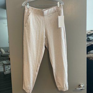 NWT Athleta Brooklyn Textured Jogger